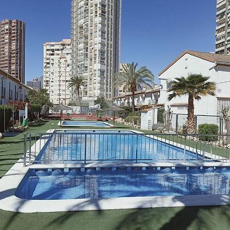 2 Bedroom Townhouse In Beautiful Gated Complex Benidorm Exteriör bild