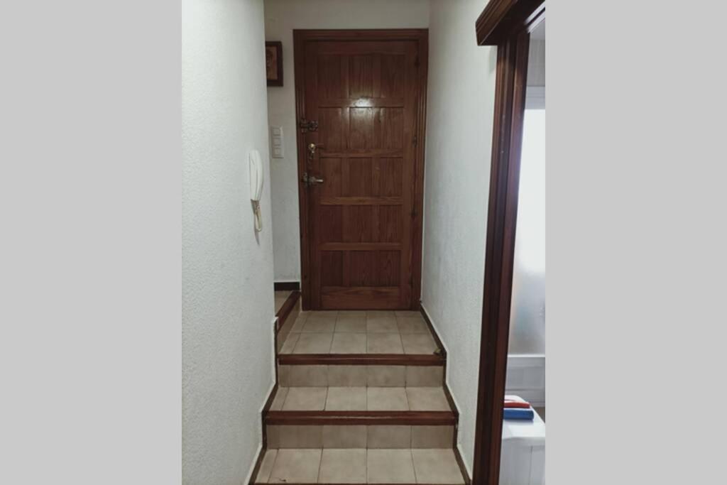 2 Bedroom Townhouse In Beautiful Gated Complex Benidorm Exteriör bild